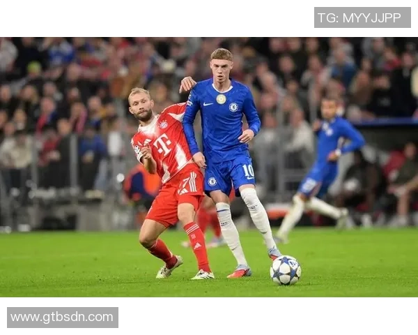 莱万带领球队再创辉煌赛季表现引发球迷热议与期待